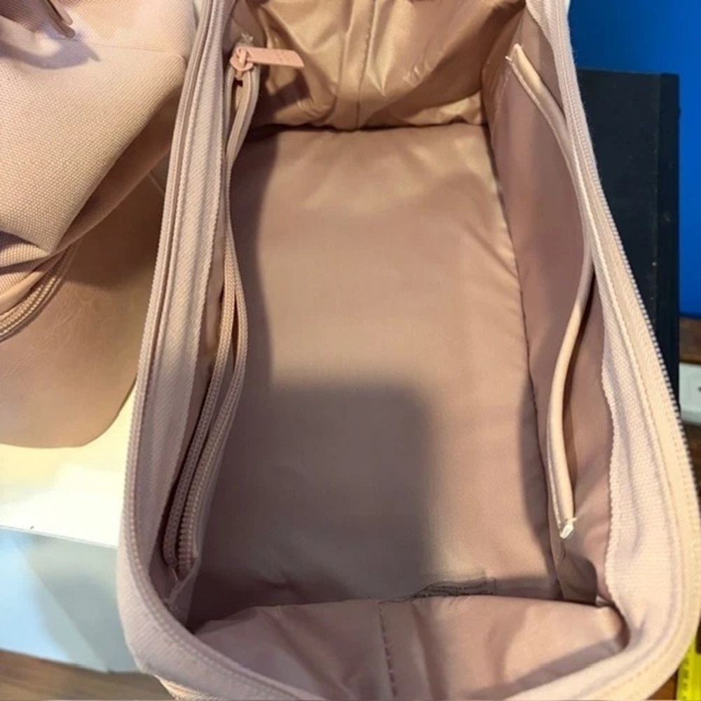 BEIS The Mini Weekender Atlas Pink + extras-makeup, toiletry, laptop 4 piece - Picture 7 of 16